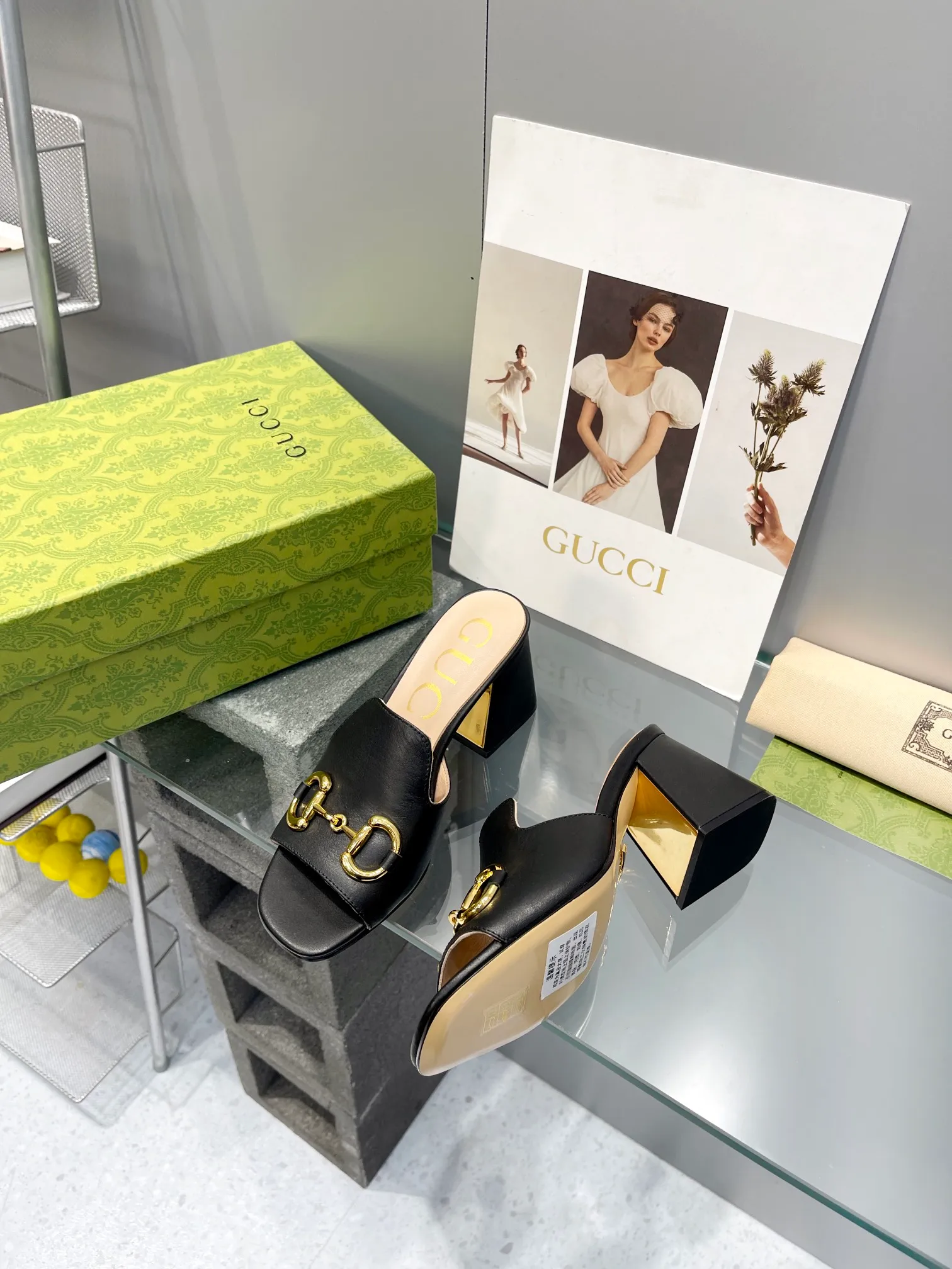 👟👟Ex-factory price 460👟👟 Women's shoes, women's clothing, gucci 2024 early spring horsebit new thick heel retro shoes, Internet celebrity hot sandals, super versatile fashion items. Original 1:1 customized. It is worth mentioning the packaging. This year’s G family’s packaging is really high-end, and the original packaging is presented.  Material: original custom imported oil-waxed ancient soft sheepskin. Lining: high-end customized sheepskin. Italian genuine leather outsole. Heel height: 7.5cm. Heel electroplated gold+covered leather. Size: 34-41 (34, 40, 41 customized)